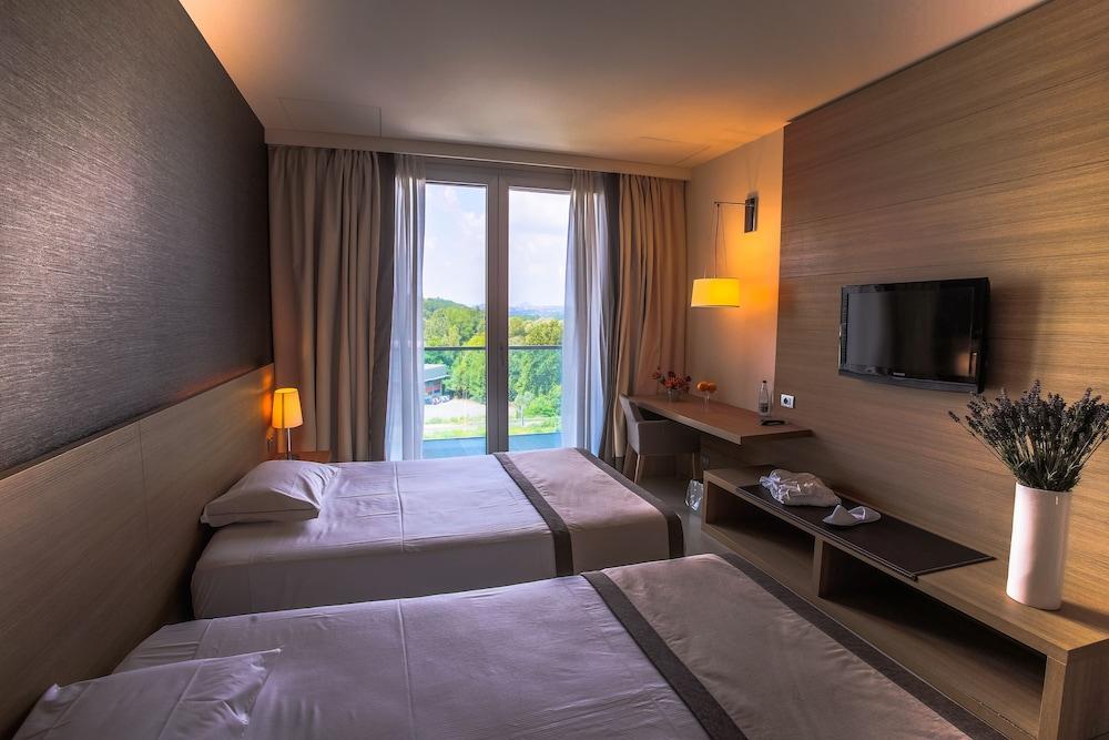Hsm Hotel San Martino Garbagnate Monastero Екстериор снимка