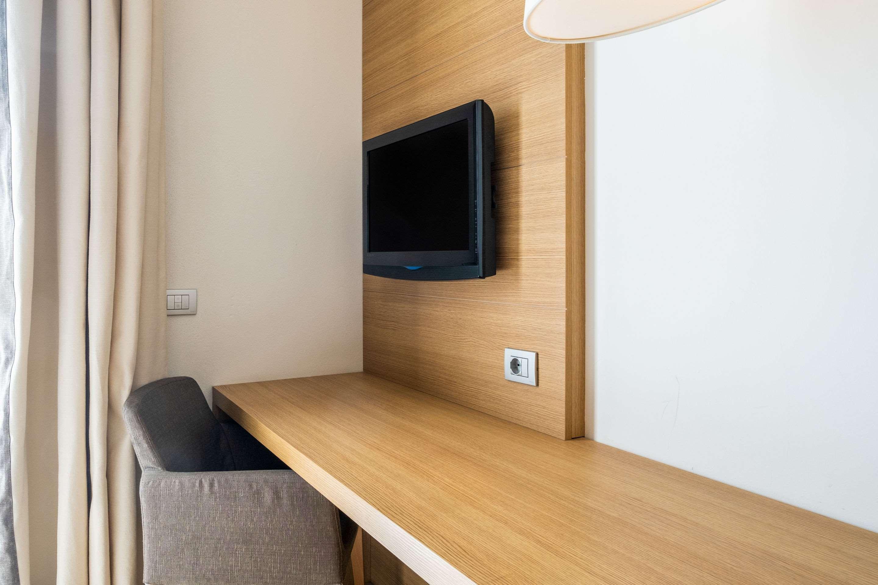 Hsm Hotel San Martino Garbagnate Monastero Екстериор снимка