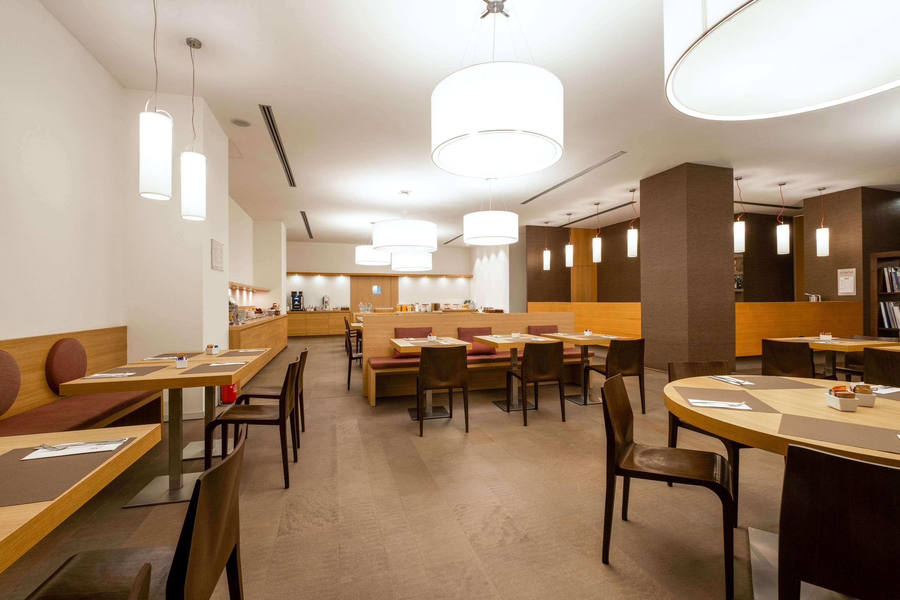 Hsm Hotel San Martino Garbagnate Monastero Екстериор снимка